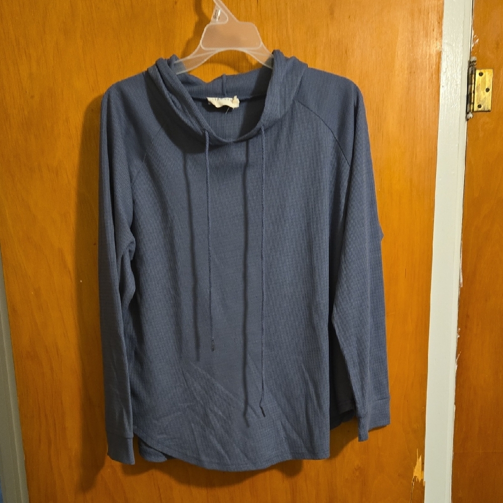 Ninexis Hoodie